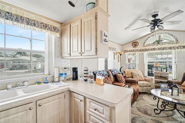 9000 US HIGHWAY 192 529, Clermont, FL 34714