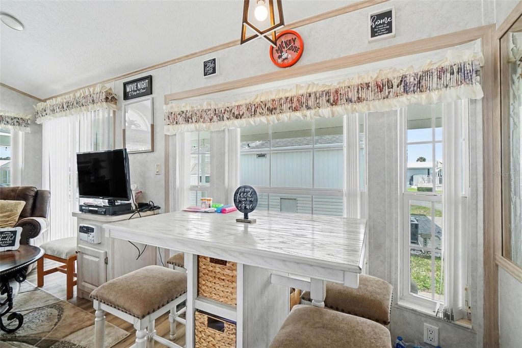 Image 11 of property listing at 9000 US HIGHWAY 192 529, Clermont, FL 34714