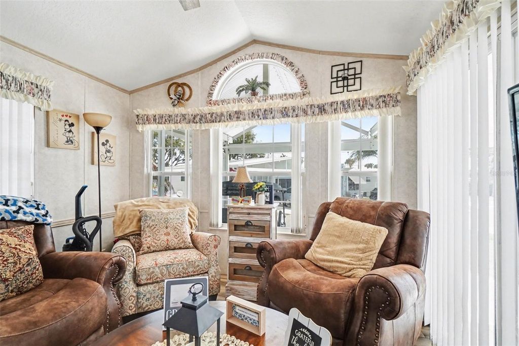 Image 13 of property listing at 9000 US HIGHWAY 192 529, Clermont, FL 34714