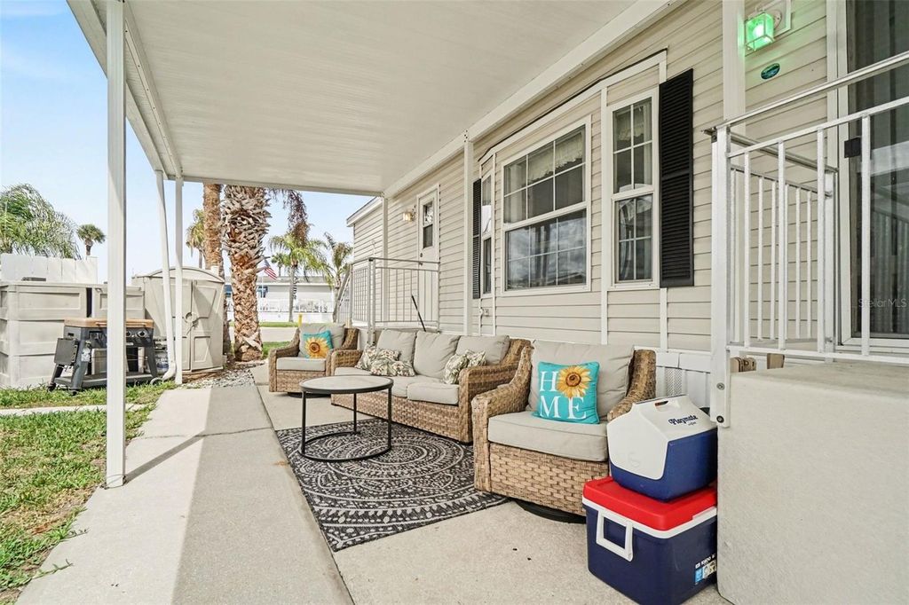 Image 26 of property listing at 9000 US HIGHWAY 192 529, Clermont, FL 34714