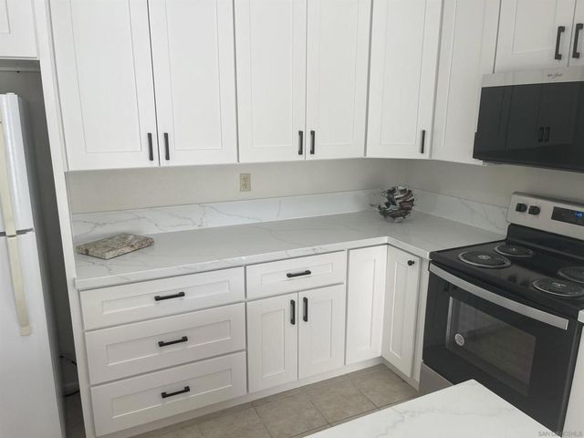 450 W Vermont 1803, Escondido, CA 92025