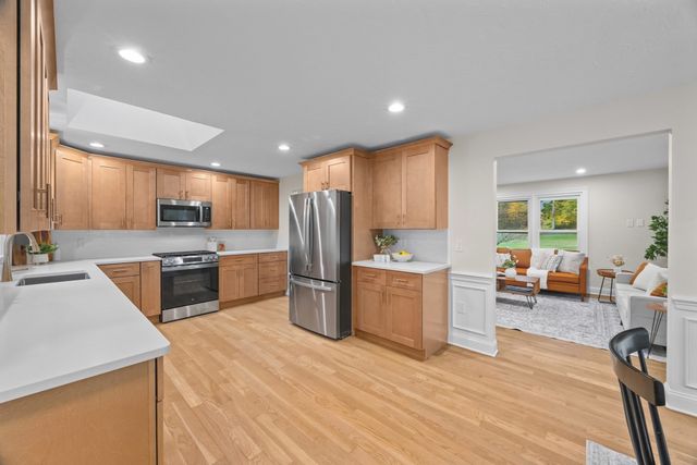 50 Mccracken Rd, Millbury, MA 01527