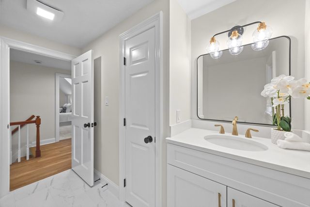 50 Mccracken Rd, Millbury, MA 01527