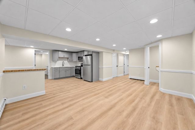 50 Mccracken Rd, Millbury, MA 01527
