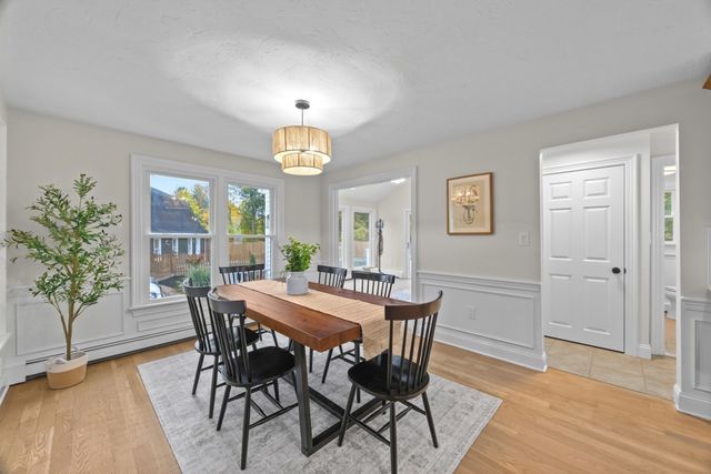 50 Mccracken Rd, Millbury, MA 01527