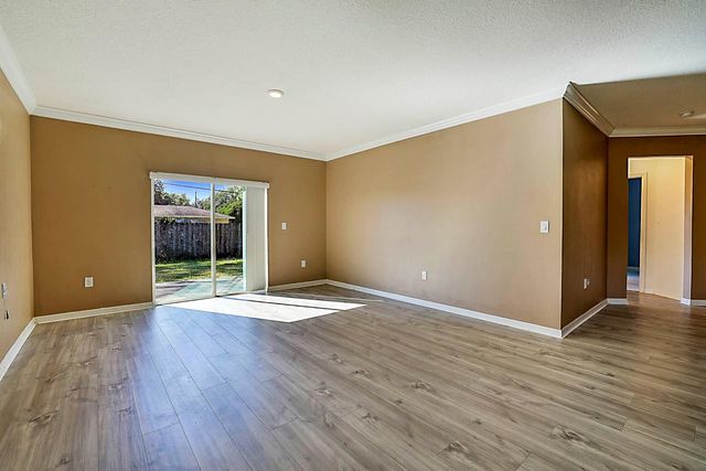 1174 SW Goodman Ave, Port St Lucie, FL 34953