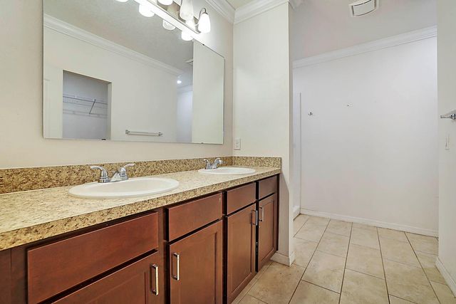 1174 SW Goodman Ave, Port St Lucie, FL 34953