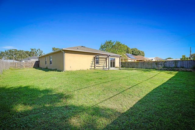 1174 SW Goodman Ave, Port St Lucie, FL 34953