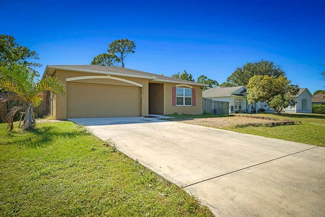 1174 SW Goodman Ave, Port St Lucie, FL 34953