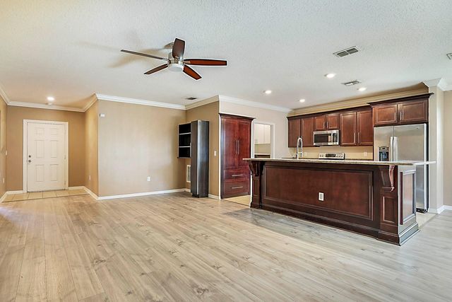 1174 SW Goodman Ave, Port St Lucie, FL 34953