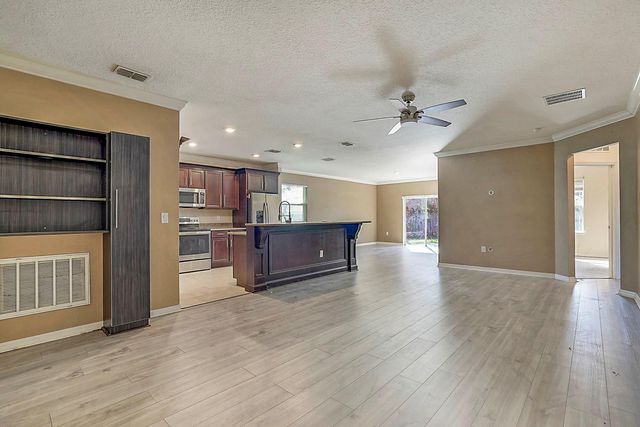 1174 SW Goodman Ave, Port St Lucie, FL 34953