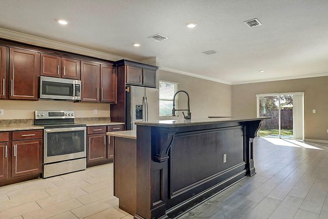 1174 SW Goodman Ave, Port St Lucie, FL 34953