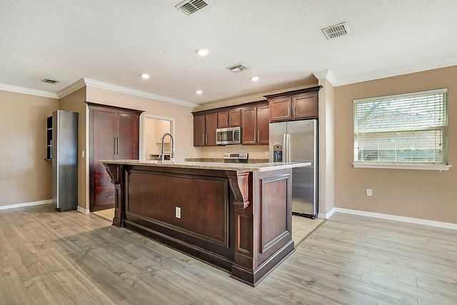 1174 SW Goodman Ave, Port St Lucie, FL 34953