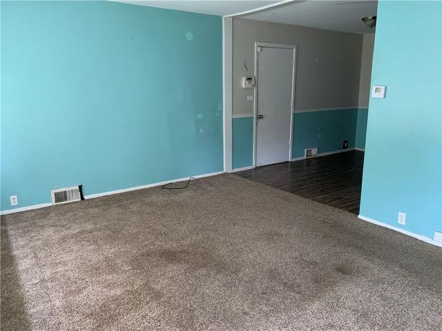 6906 E 114th Terrace, Kansas City, MO 64134