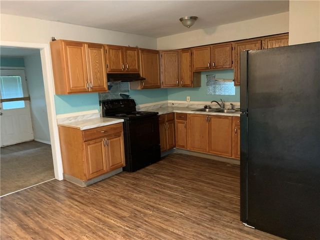 6906 E 114th Terrace, Kansas City, MO 64134