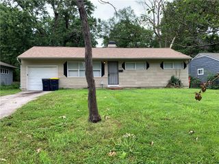 6906 E 114th Terrace, Kansas City, MO 64134