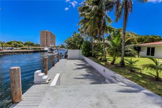 2135 Arch Creek Dr 0, North Miami, FL 33181