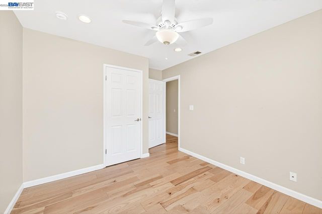684 Emerald St, Livermore, CA 94550
