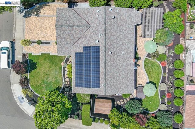 684 Emerald St, Livermore, CA 94550