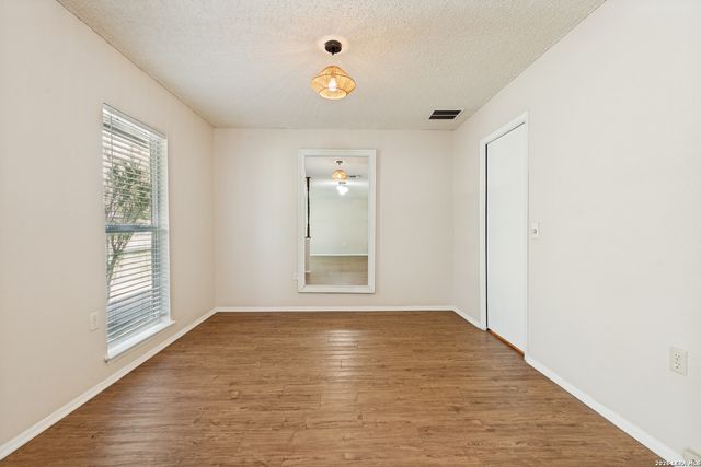 16006 EAGLEWAY ST, San Antonio, TX 78247
