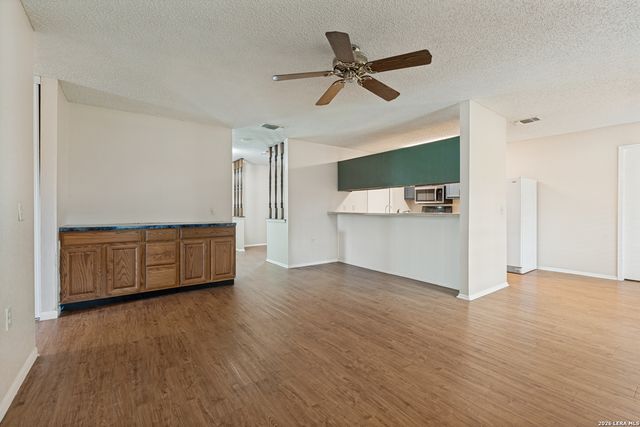 16006 EAGLEWAY ST, San Antonio, TX 78247