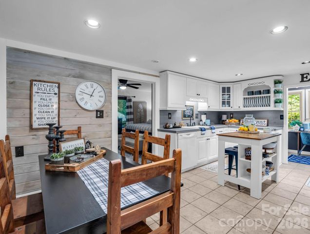 485 Grandview Drive, Lake Lure, NC 28746