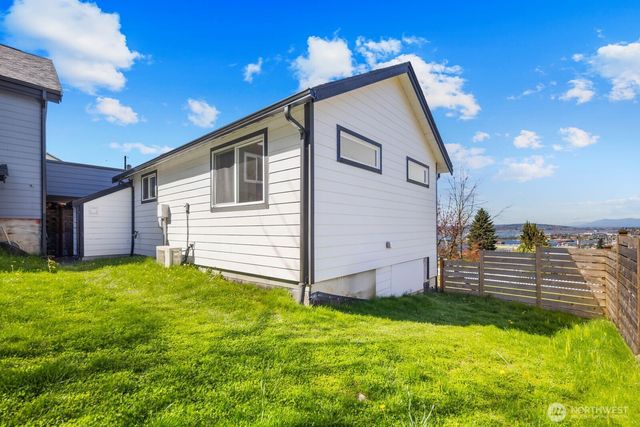 3425 Bell Avenue, Everett, WA 98201