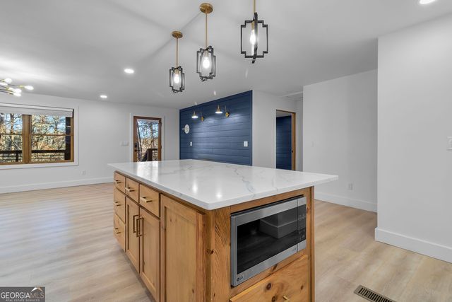 50 Thrasher Drive, Blue Ridge, GA 30513