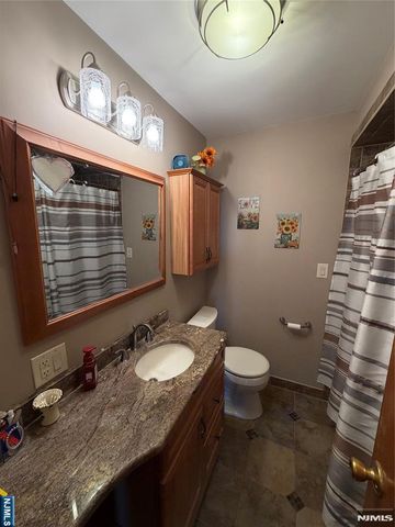 407 Berry Avenue, Carlstadt, NJ 07072