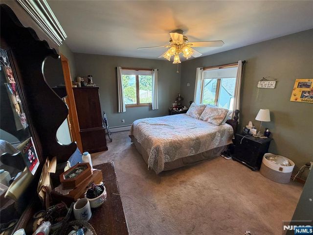 407 Berry Avenue, Carlstadt, NJ 07072