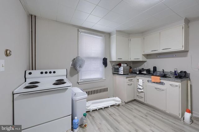 15 S FRONT ST, Steelton, PA 17113