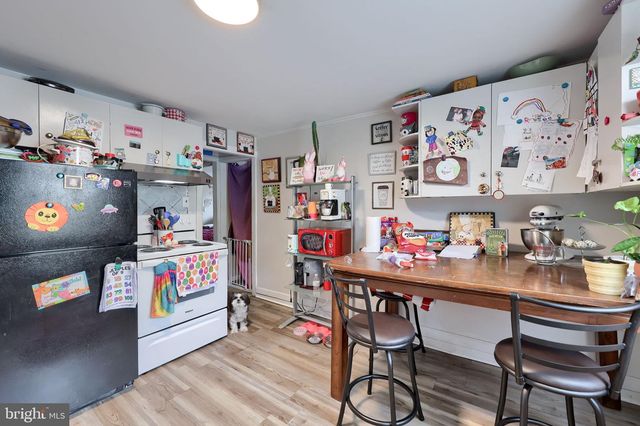 15 S FRONT ST, Steelton, PA 17113