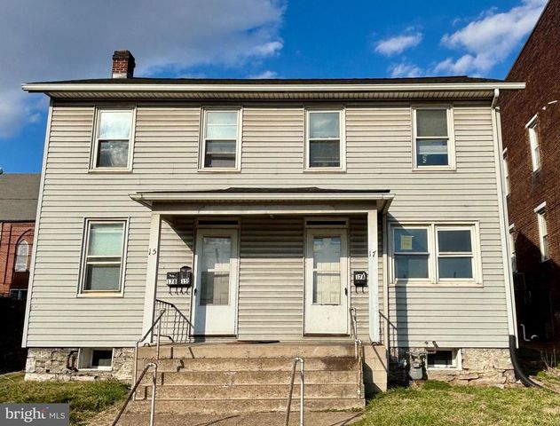 15 S FRONT ST, Steelton, PA 17113