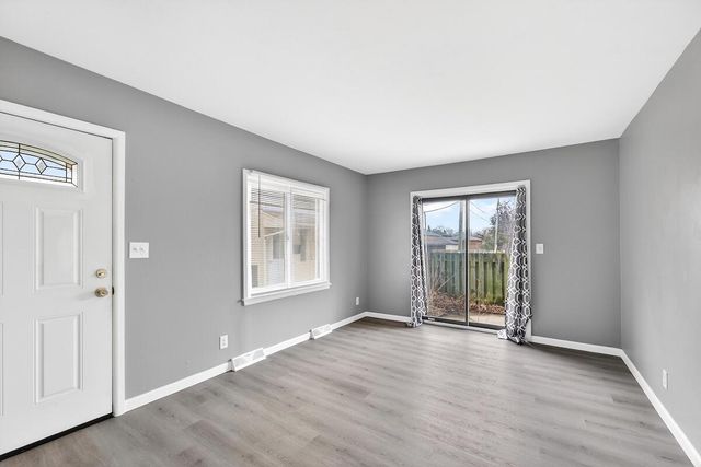 8526 W Villard AVENUE, Milwaukee, WI 53225