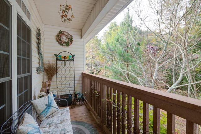 1170 Calhoun Road, Dahlonega, GA 30533