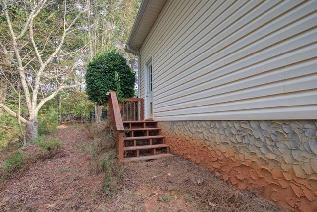 1170 Calhoun Road, Dahlonega, GA 30533