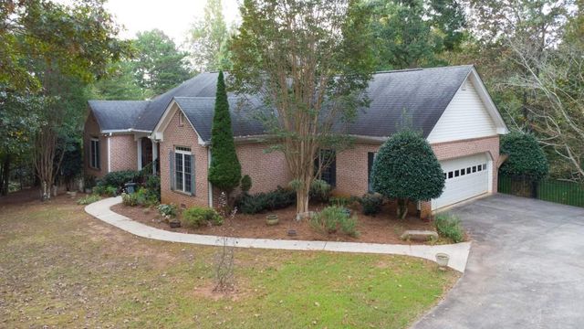 1170 Calhoun Road, Dahlonega, GA 30533