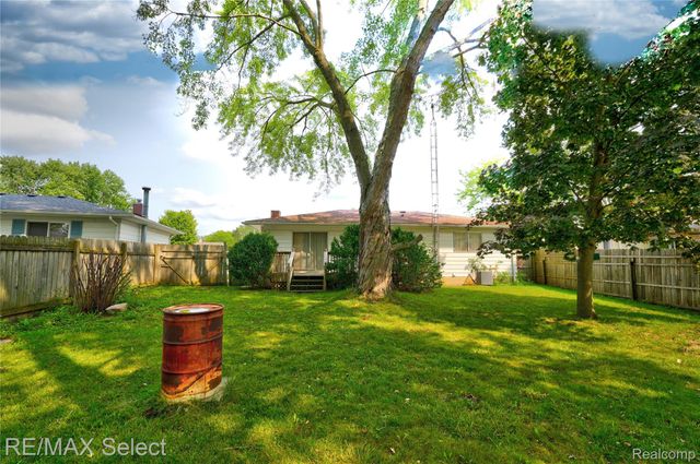 5184 Worchester Drive, Swartz Creek, MI 48473