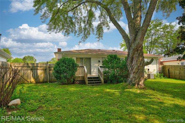 5184 Worchester Drive, Swartz Creek, MI 48473