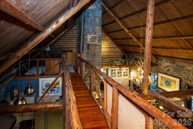 15 Chestnut Street, Tryon, NC 28782