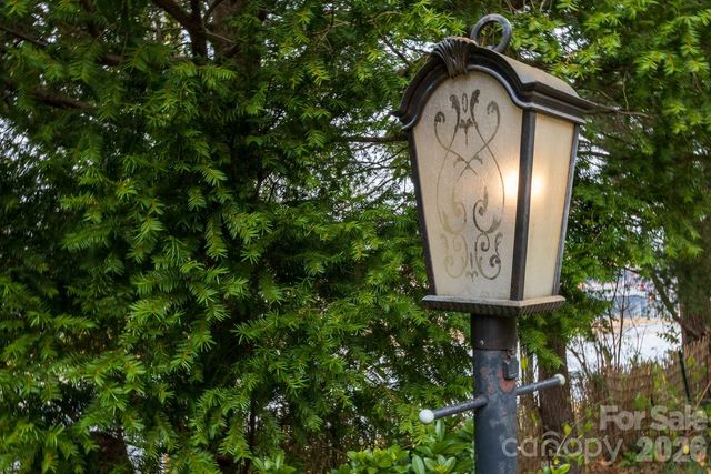 15 Chestnut Street, Tryon, NC 28782