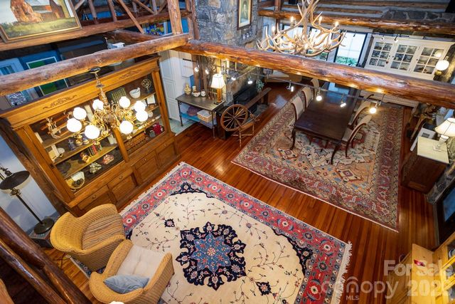 15 Chestnut Street, Tryon, NC 28782