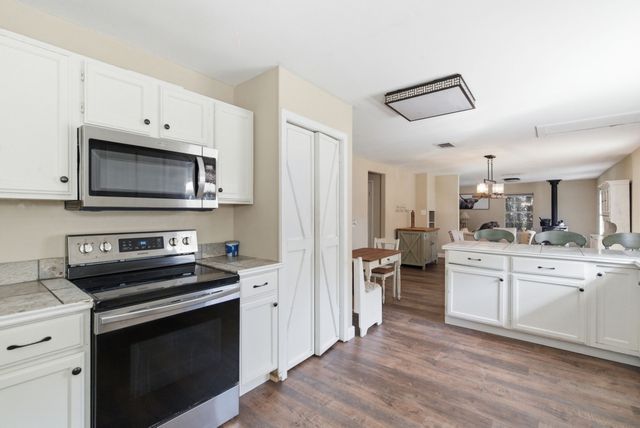 1925 N Dale Avenue, Stephenville, TX 76401