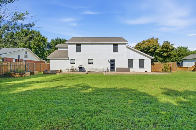 1925 N Dale Avenue, Stephenville, TX 76401