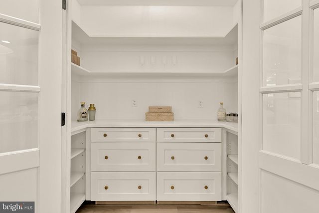 1706 BAY ST SE, Washington, DC 20003