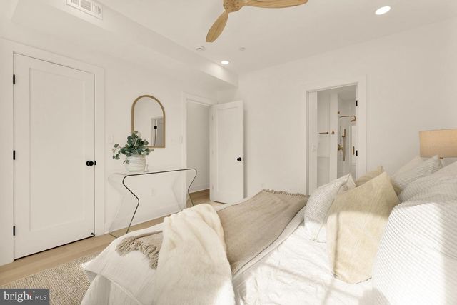 1706 BAY ST SE, Washington, DC 20003