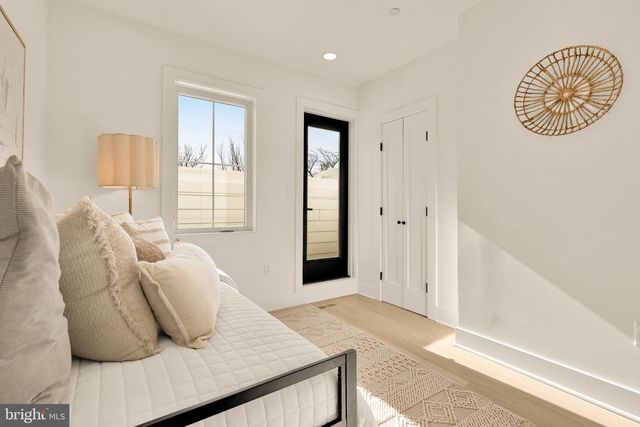 1706 BAY ST SE, Washington, DC 20003