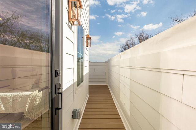 1706 BAY ST SE, Washington, DC 20003