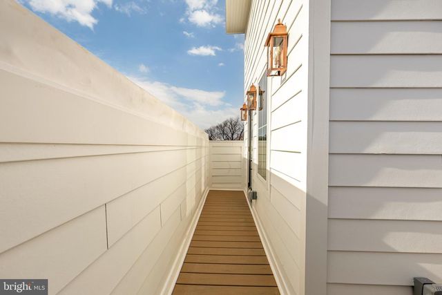 1706 BAY ST SE, Washington, DC 20003