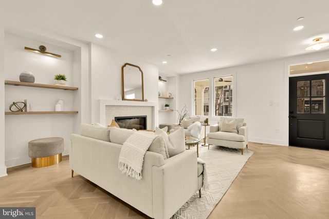 1706 BAY ST SE, Washington, DC 20003